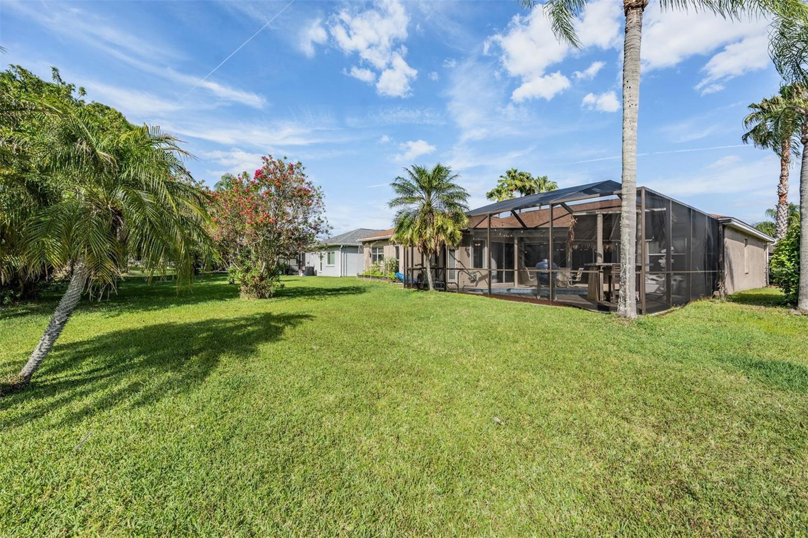15922 Muirfield Dr Property Photo 38
