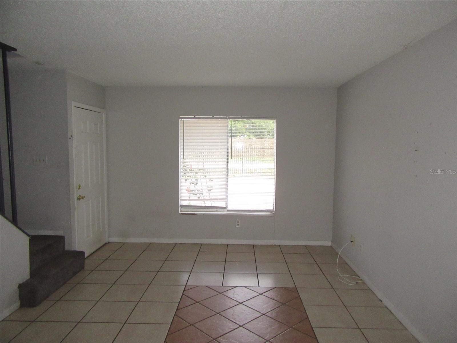 13050 N 20th St Property Photo 4