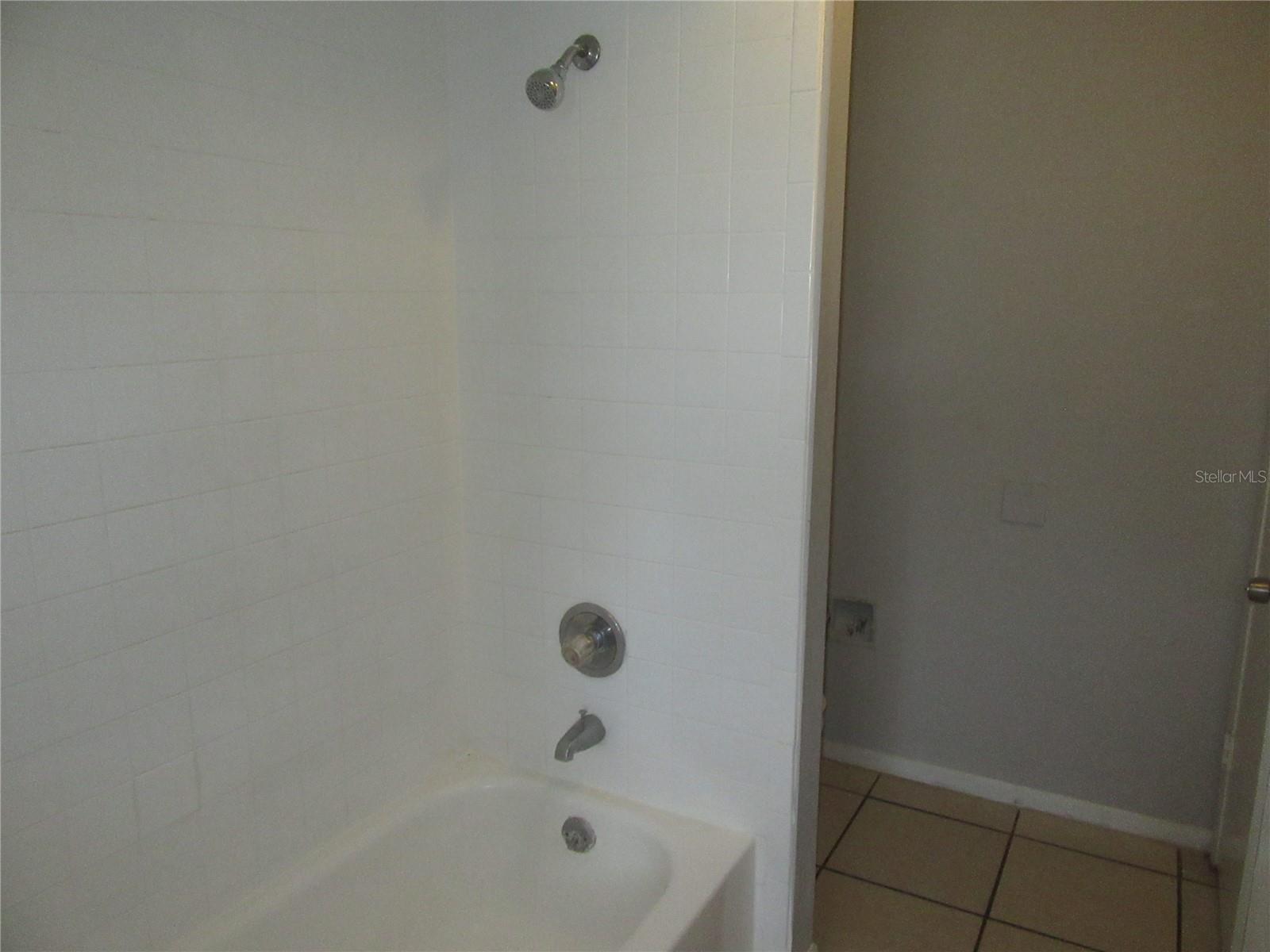 13050 N 20th St Property Photo 15