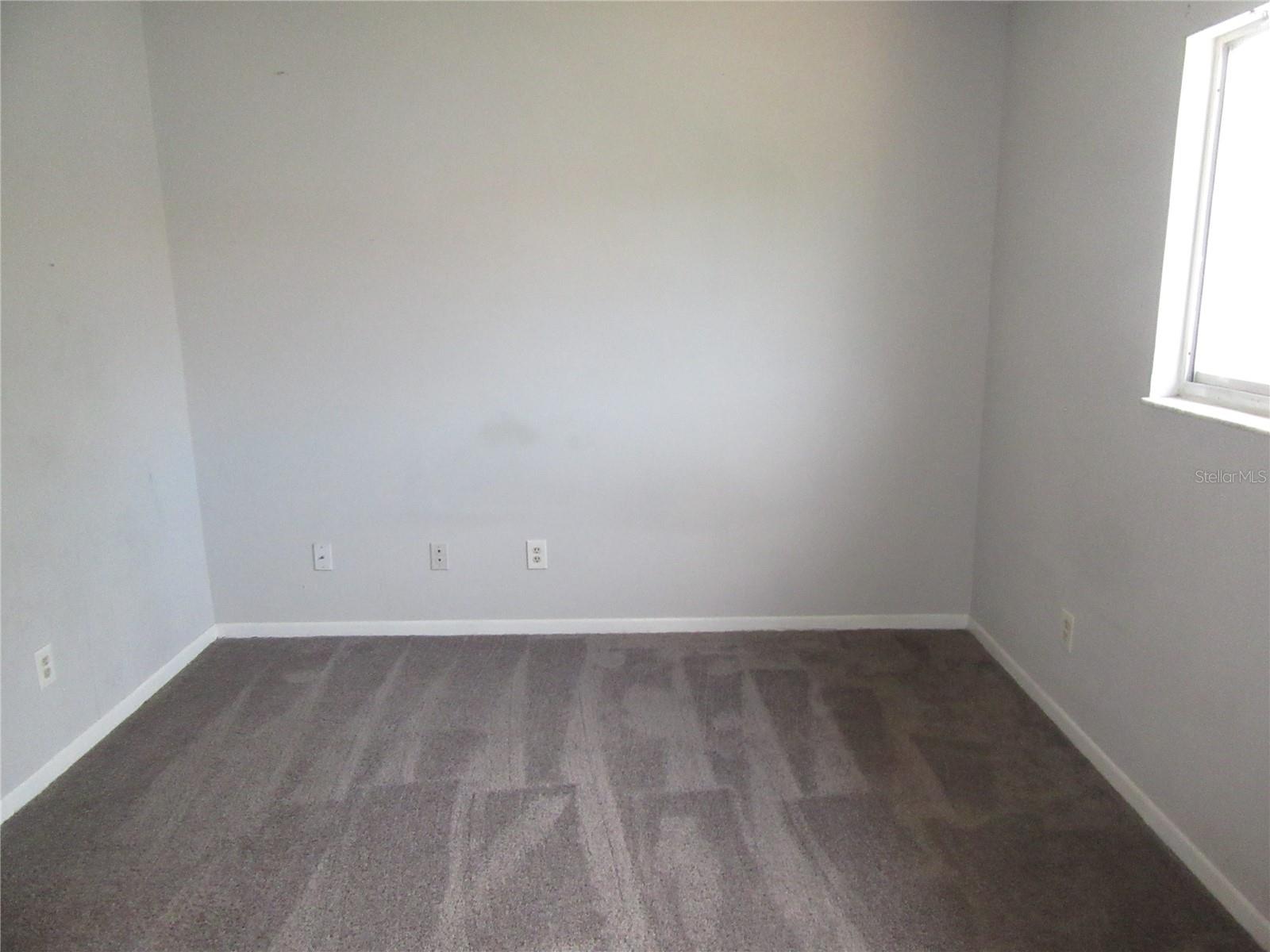 13050 N 20th St Property Photo 19