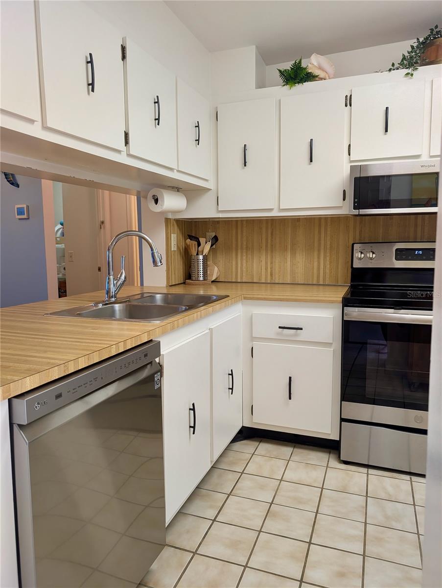 6218 Palma Del Mar Blvd S #114 Property Photo 4