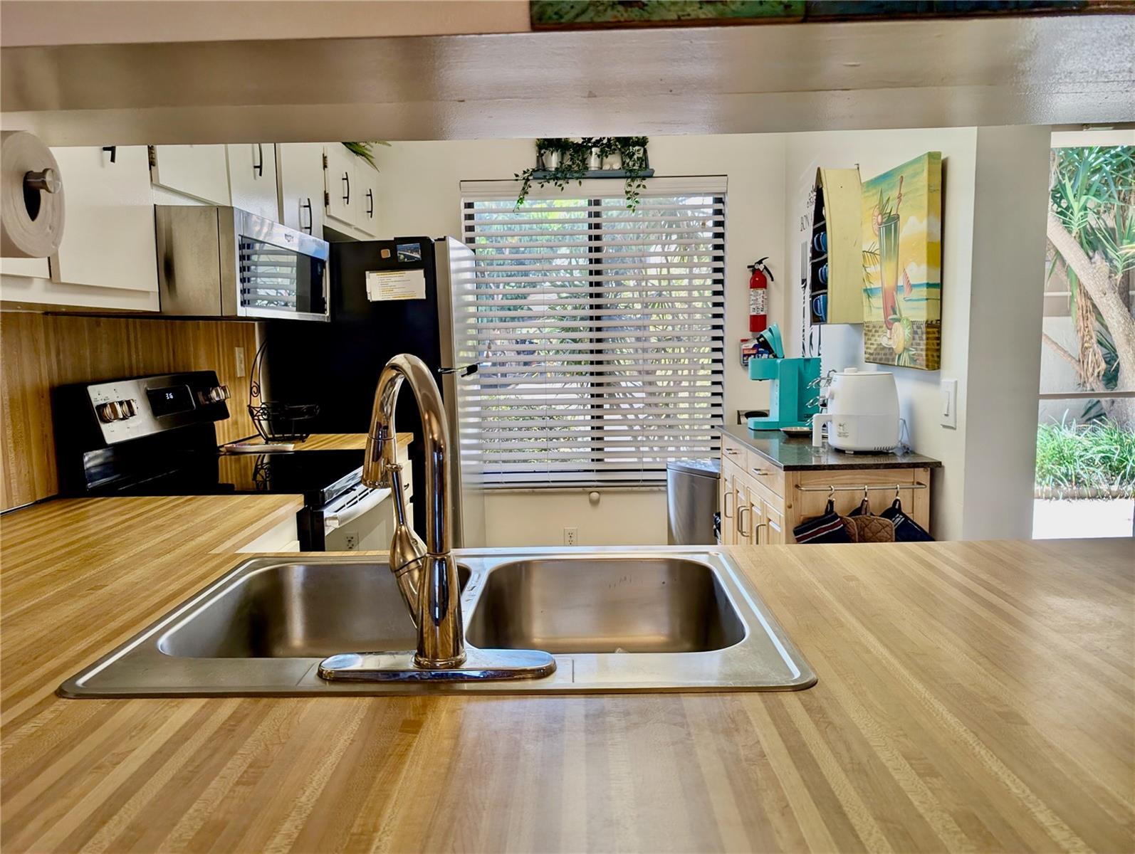 6218 Palma Del Mar Blvd S #114 Property Photo 7