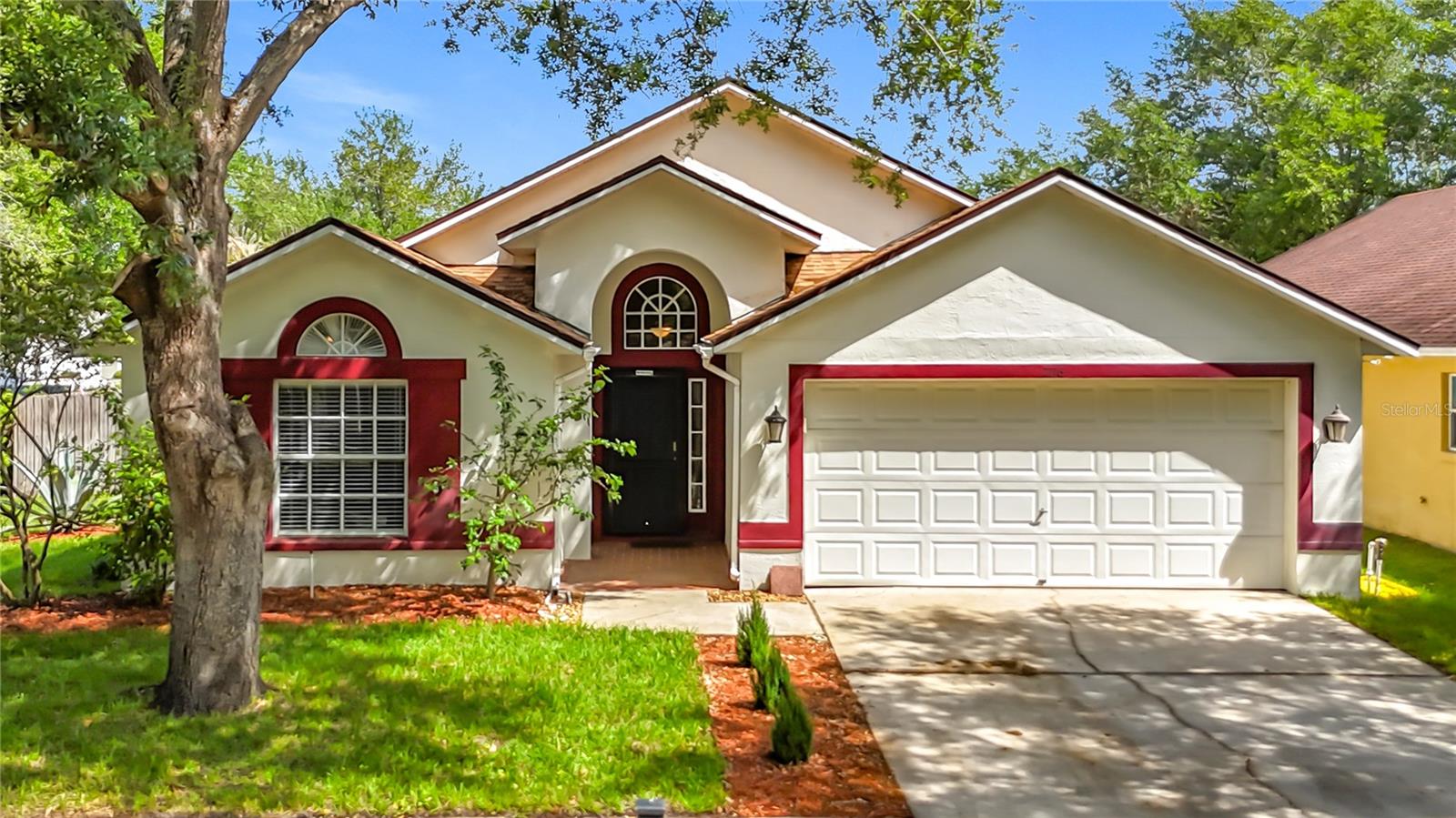 7116 Colony Pointe Dr Property Photo 1
