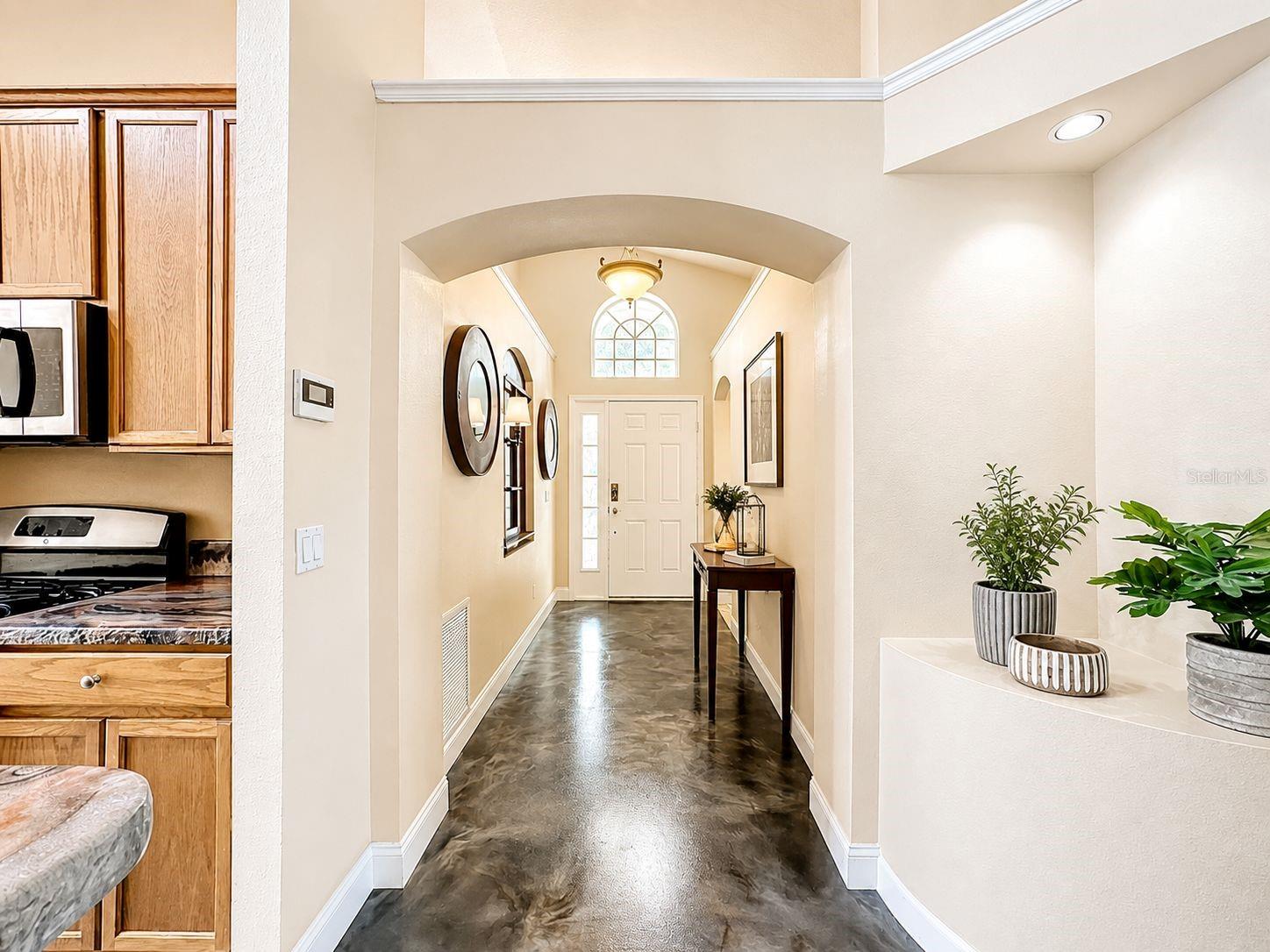 7116 Colony Pointe Dr Property Photo 3