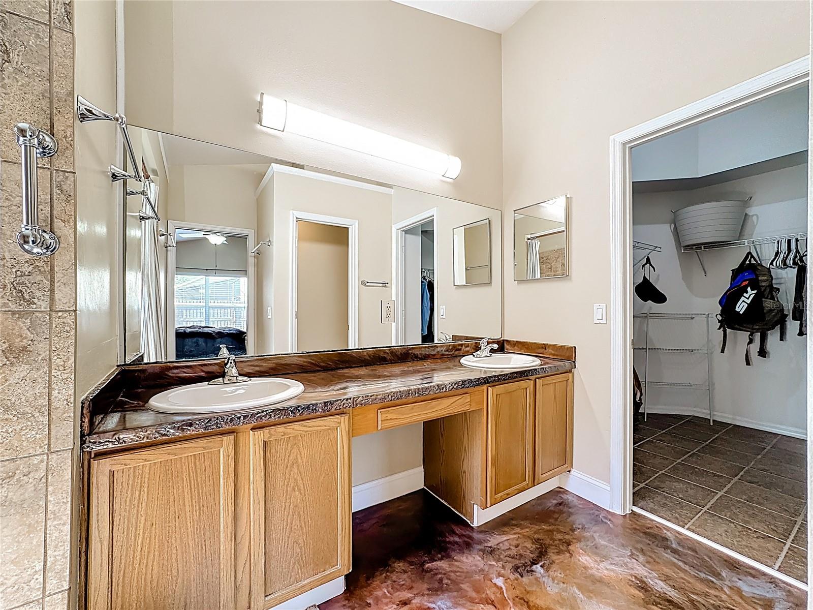 7116 Colony Pointe Dr Property Photo 18