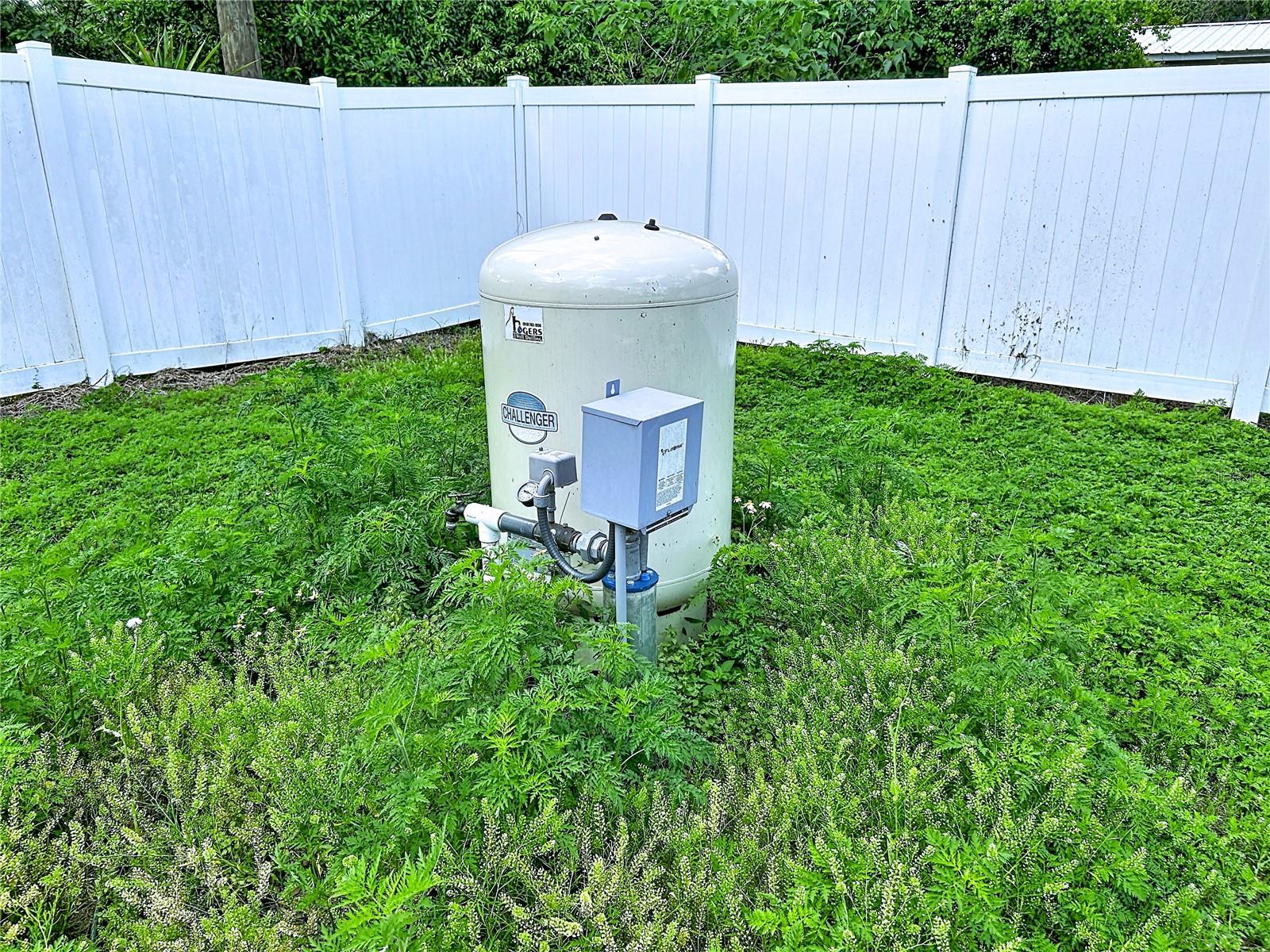 Robson Property Photo 9