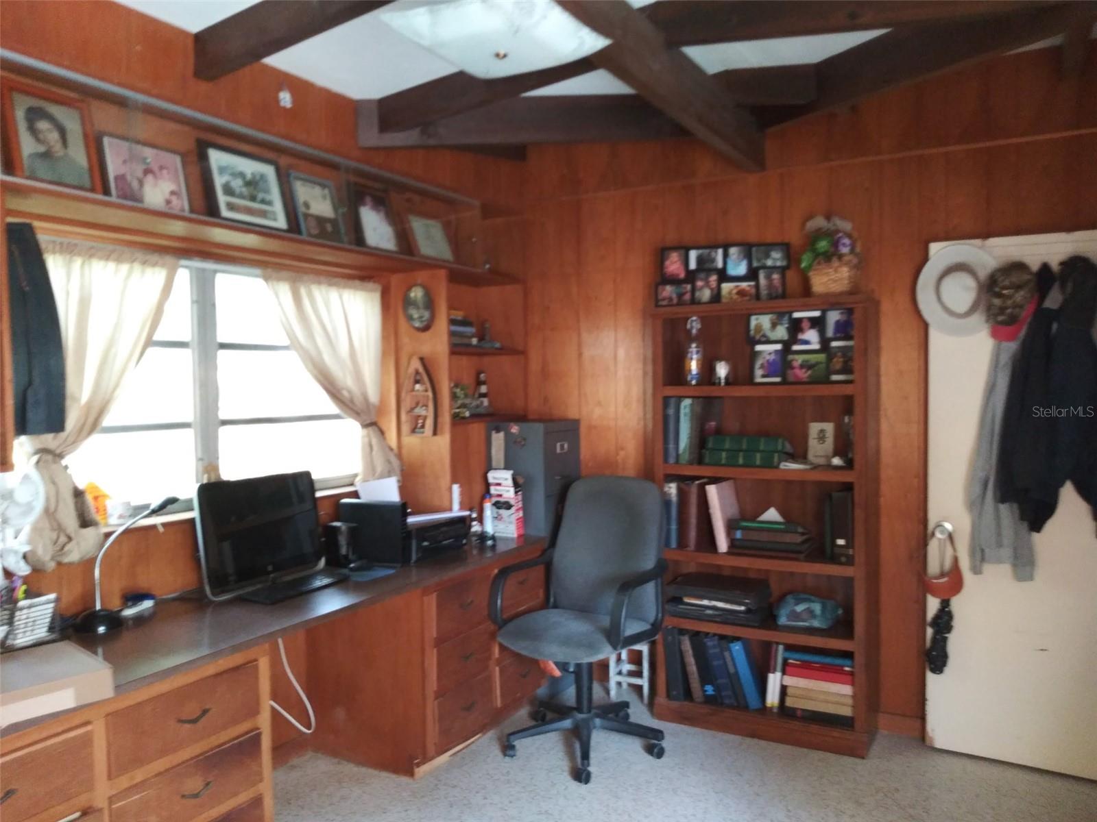 TB8497837 Property Photo 10