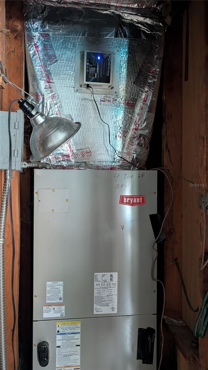TB8497837 Property Photo 22