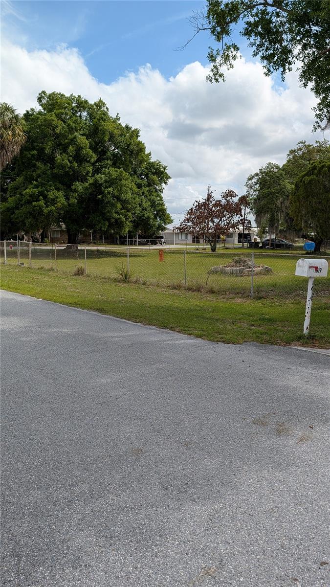 TB8497837 Property Photo 24