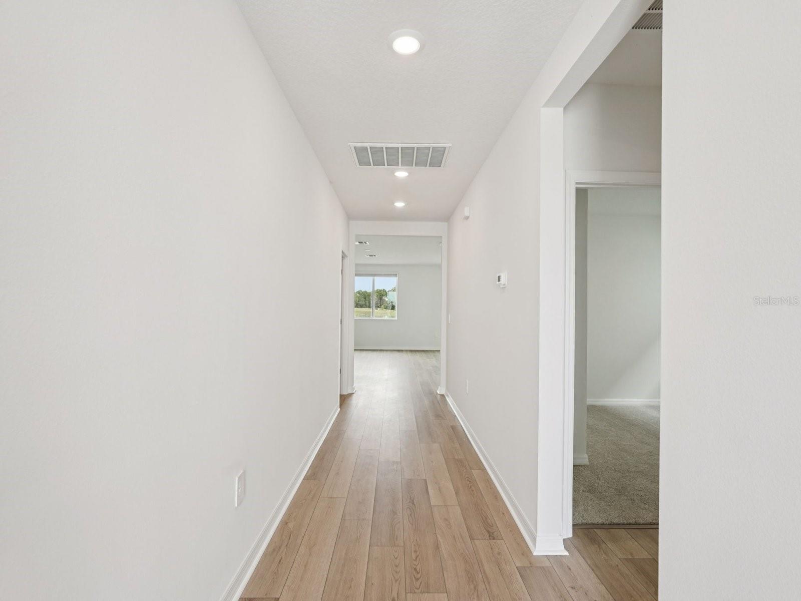 10437 Abundance Grove Way Property Photo 6