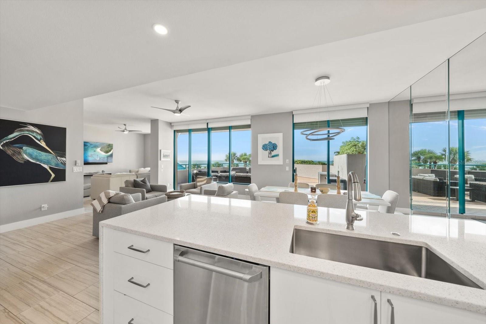 1560 Gulf Blvd #304 Property Photo 8