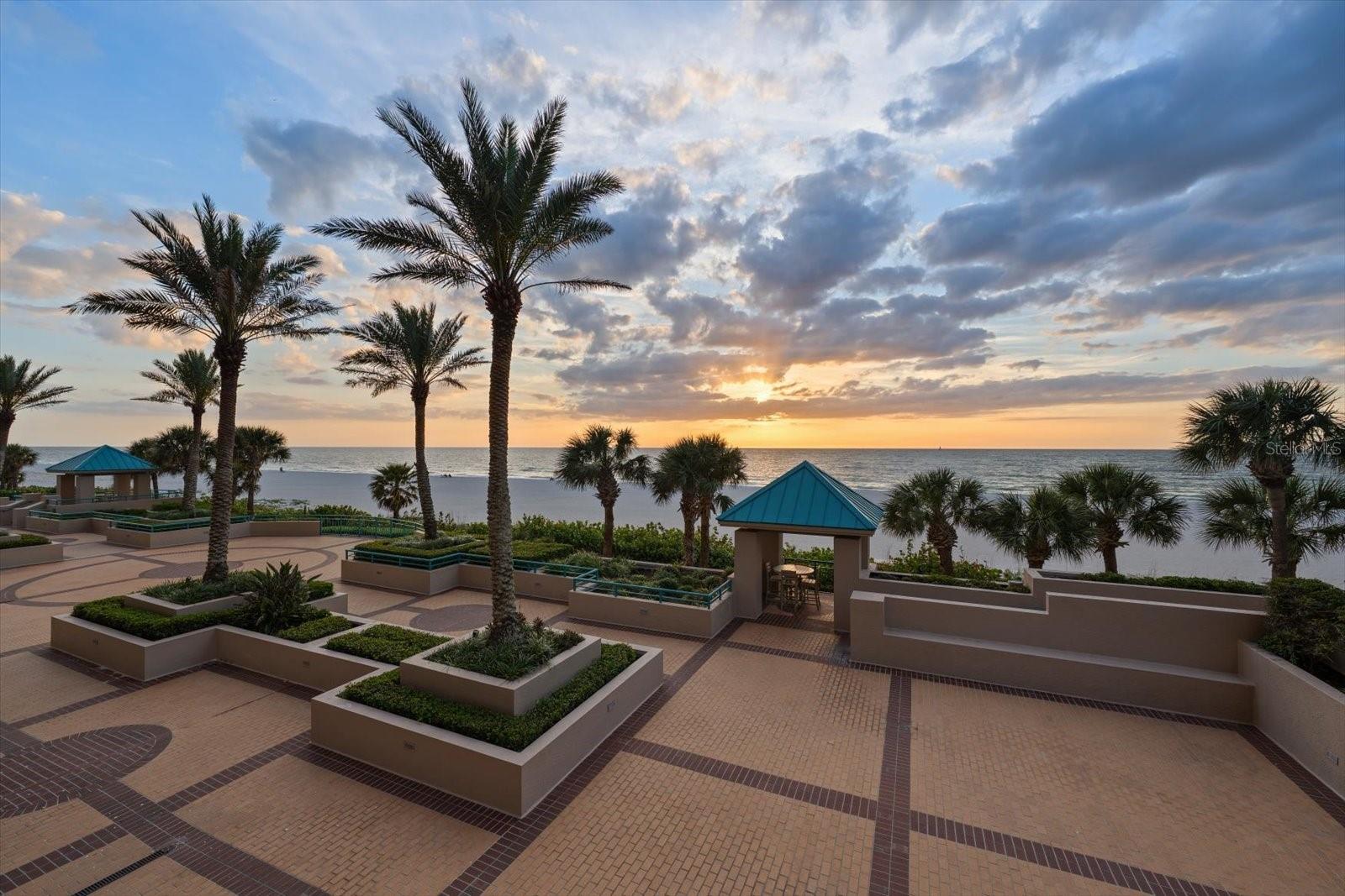 1560 Gulf Blvd #304 Property Photo 41