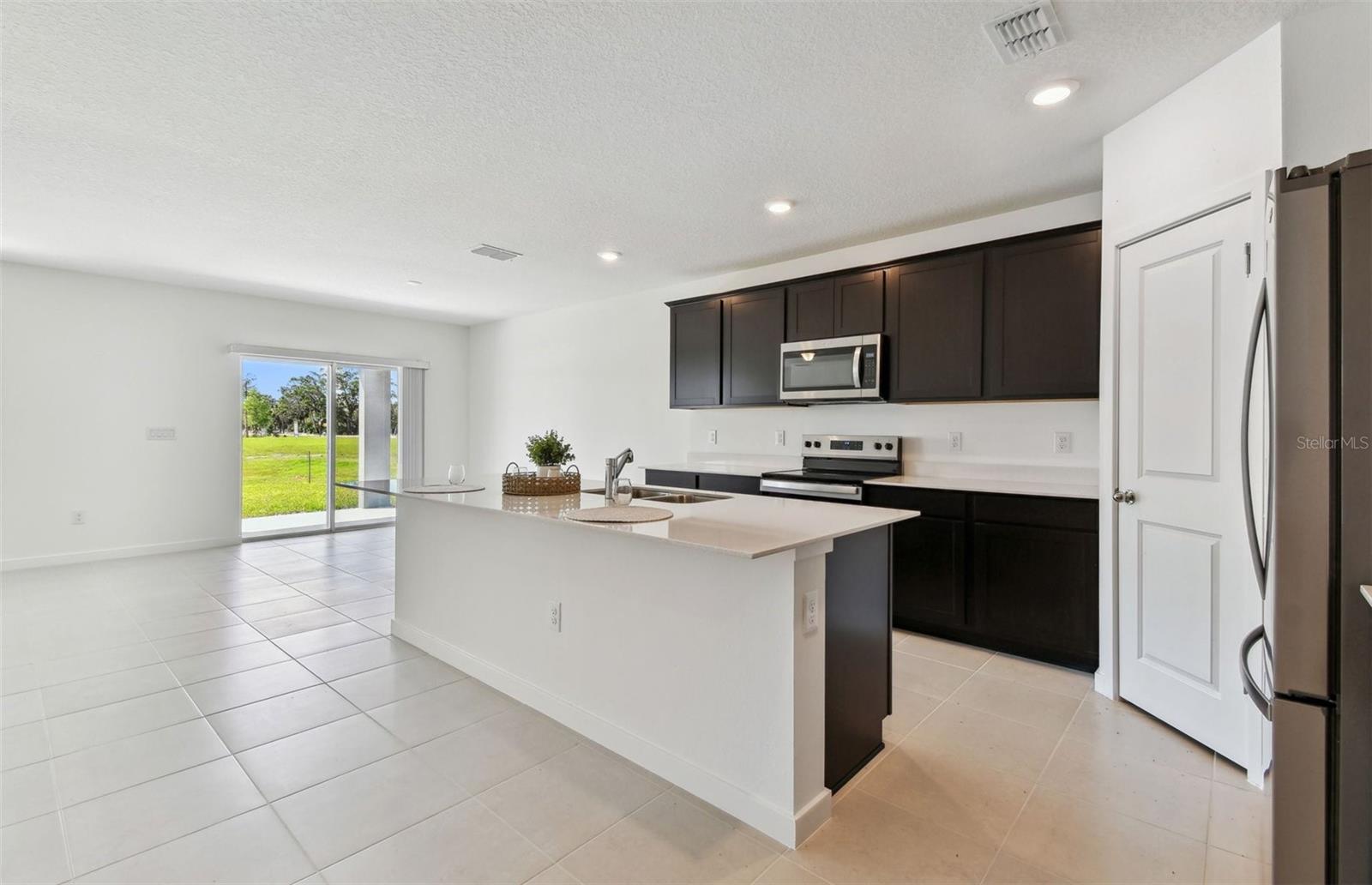 10818 Sapphire Breeze Cv Property Photo 4