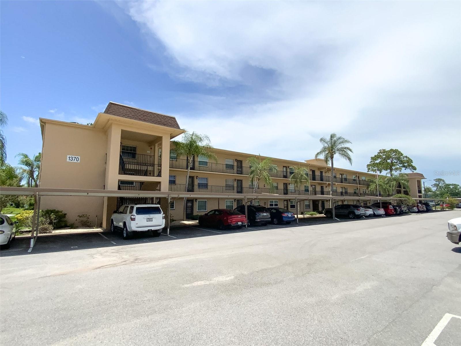 1370 Heather Ridge Blvd #204 Property Photo 1