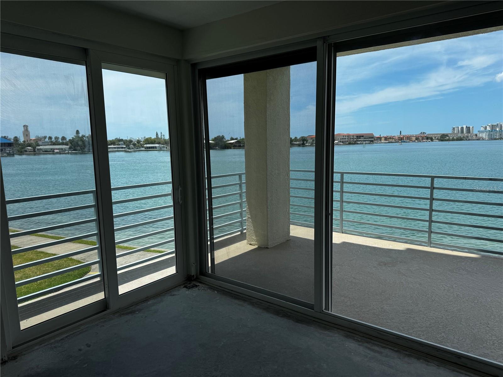 7932 Sailboat Key Blvd S #101 Property Photo 1