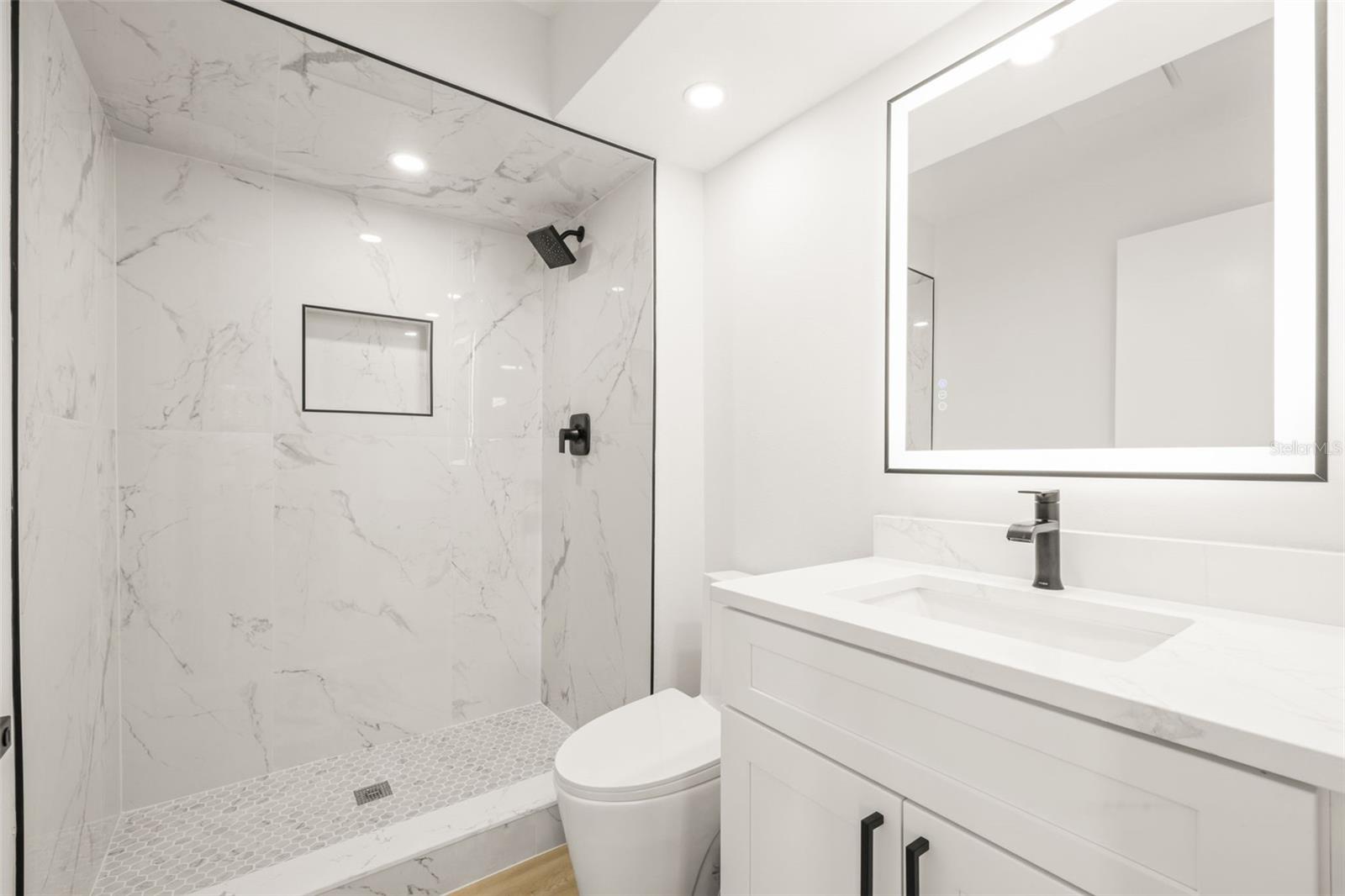 2668 Concorde Ct Property Photo 65