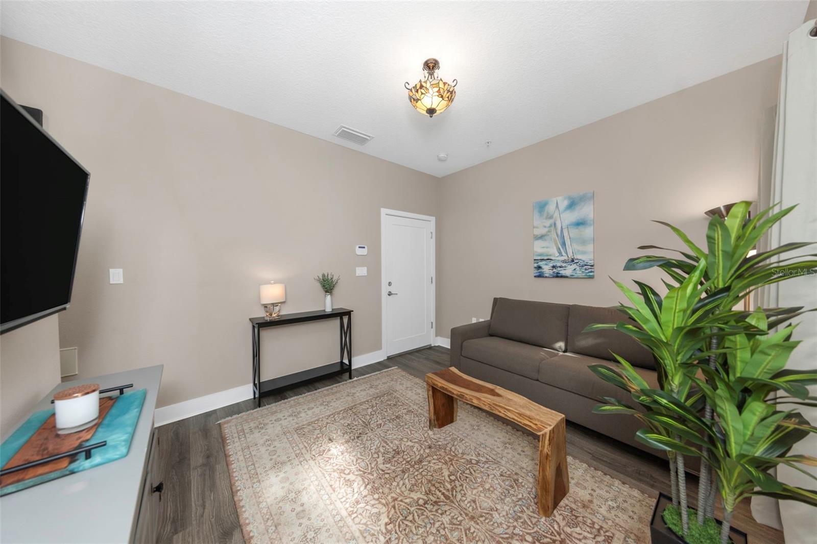 946 Highland Ave #45 Property Photo 4