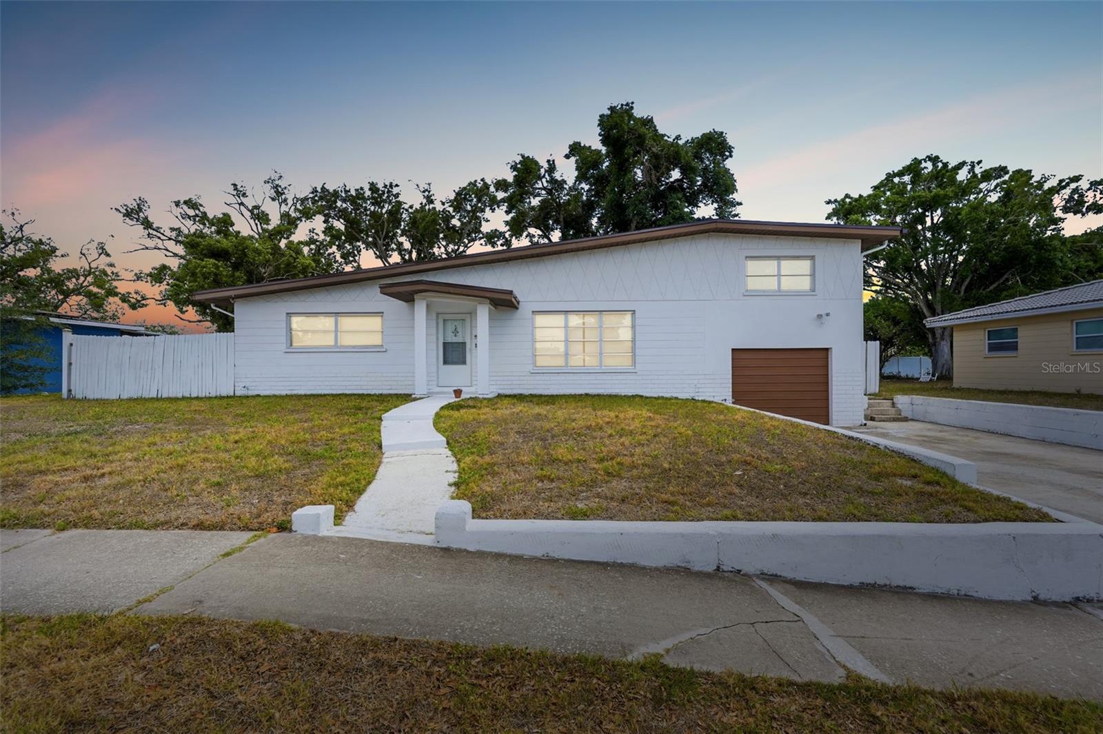 11830 86TH AVE