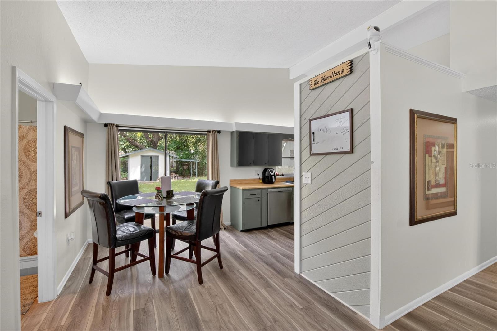 113 6th Jpv St Property Photo 6