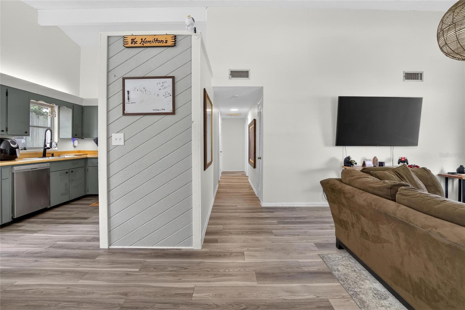 113 6th Jpv St Property Photo 18