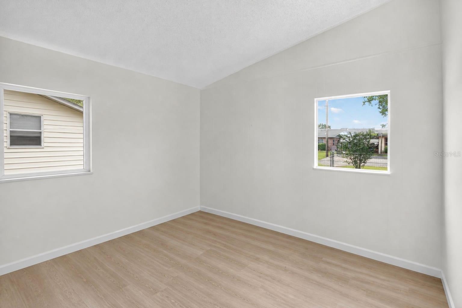 113 6th Jpv St Property Photo 28