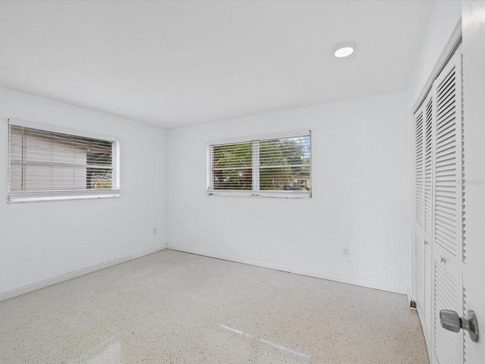 865 Imperial Dr Property Photo 15