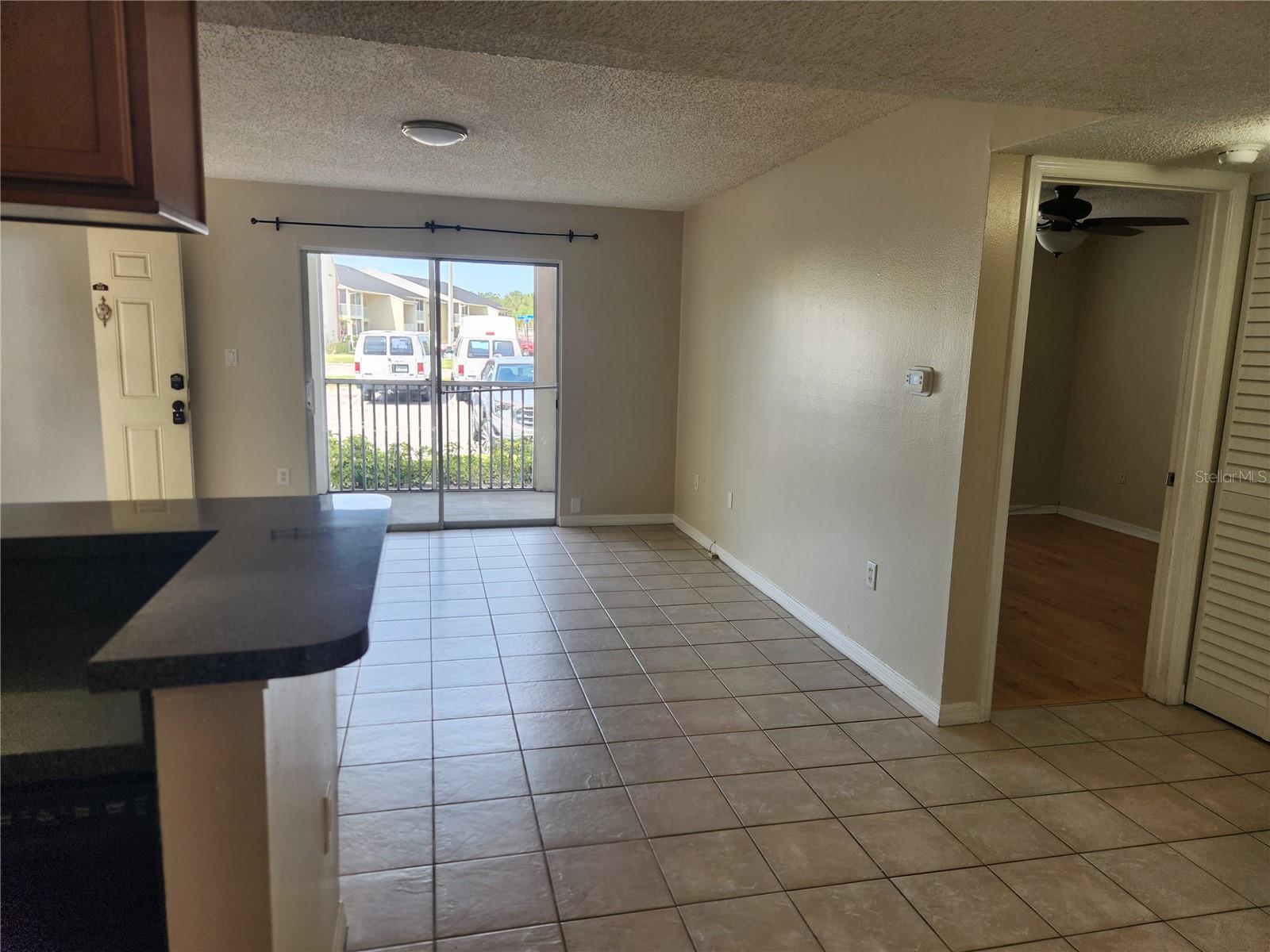 803 Lake Haven Sq #101 Property Photo 8