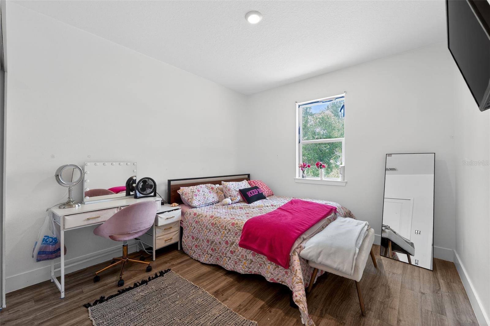 5465 Gaitor Ter Property Photo 16