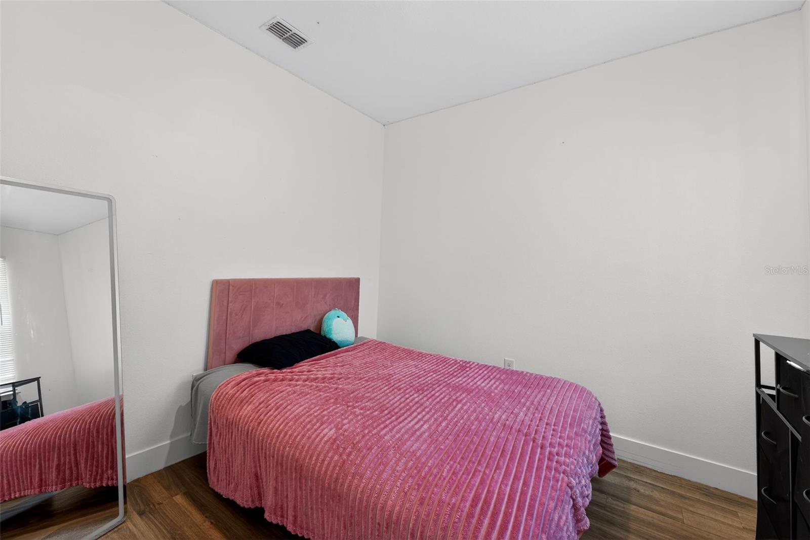 5465 Gaitor Ter Property Photo 21