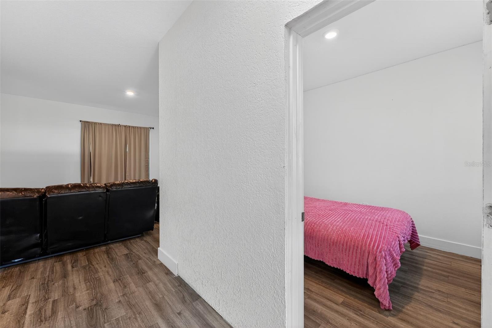 5465 Gaitor Ter Property Photo 23