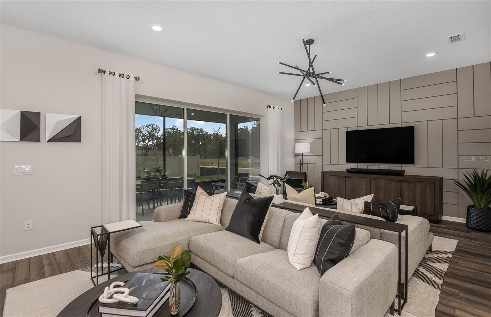 17059 Canary Trl Property Photo 3