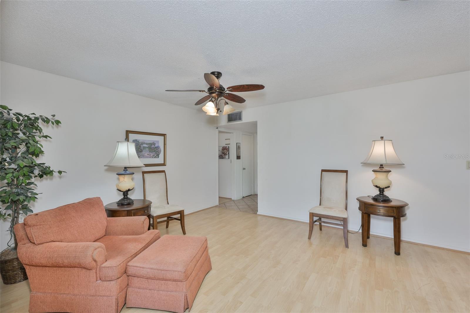 1525 Allegheny Dr Property Photo 5