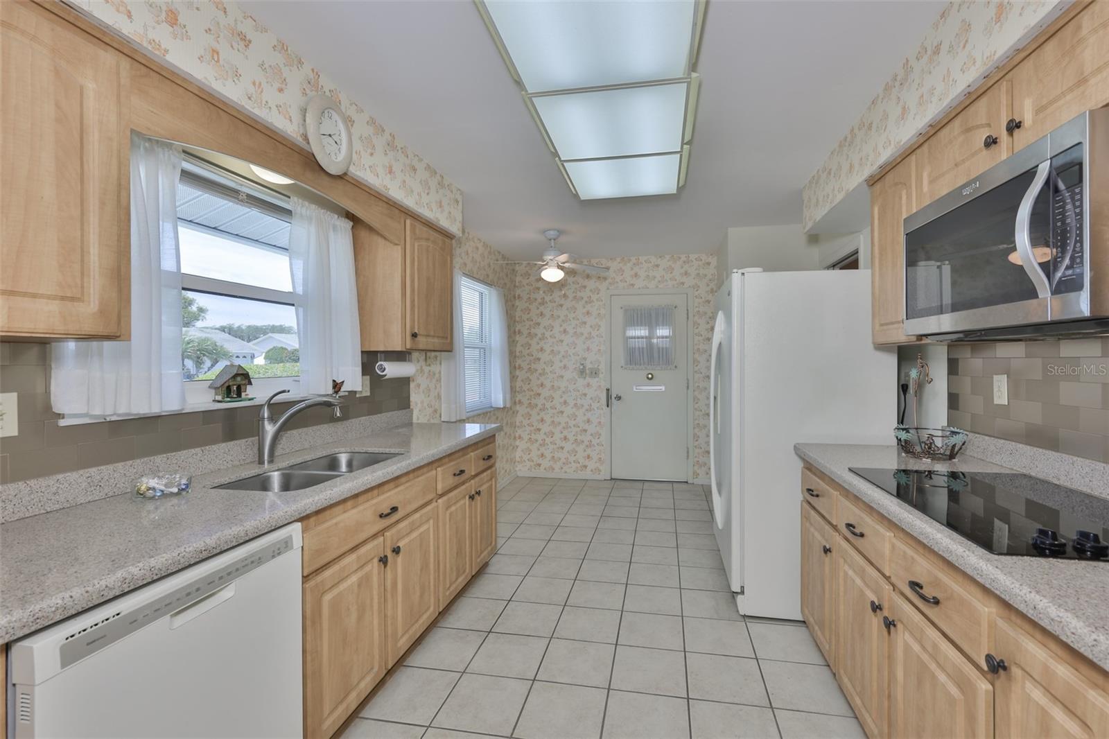 1525 Allegheny Dr Property Photo 27