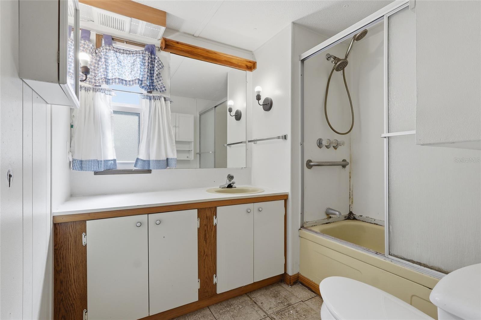 37622 March Ln Property Photo 8