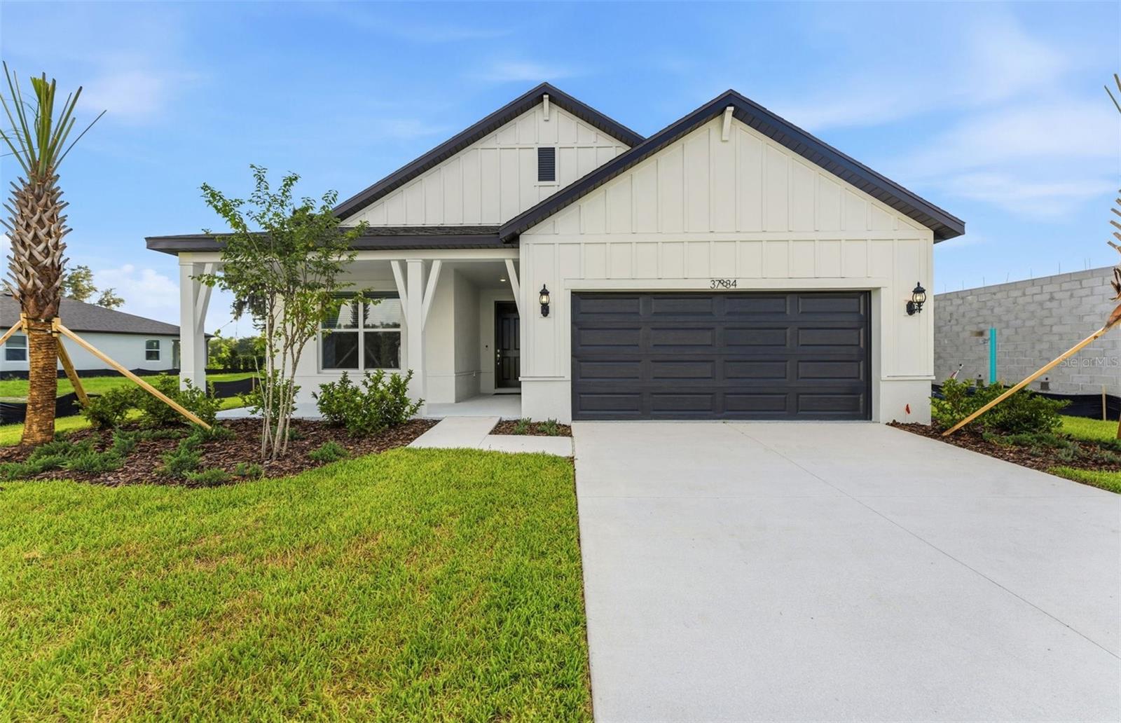 37834 Clinch Cir Property Photo 1