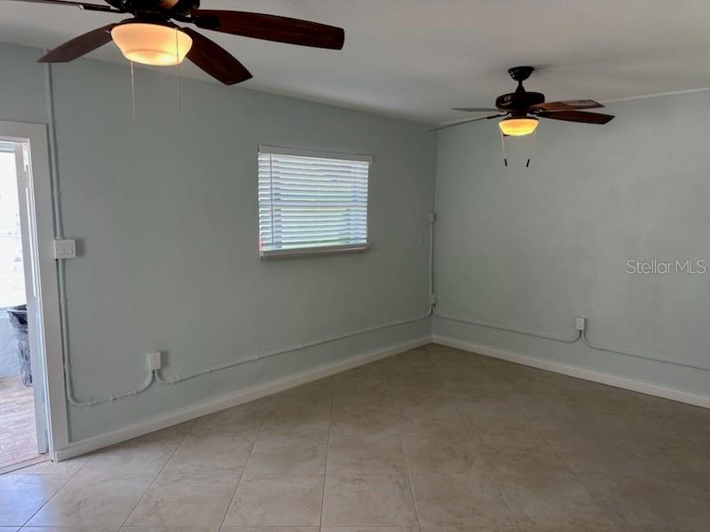 61 81st Ave #2 Property Photo 6