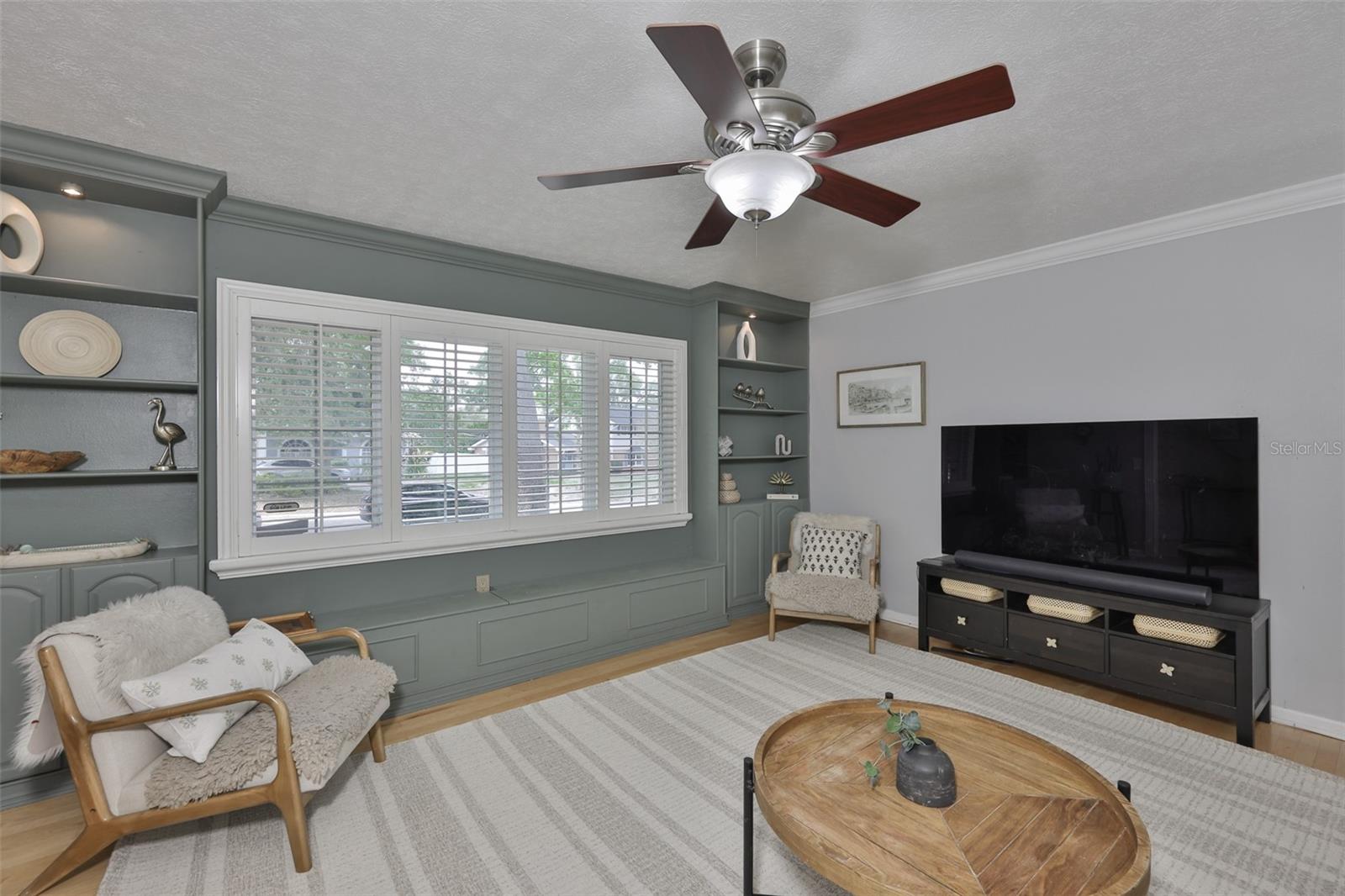 1311 Estatewood Dr Property Photo 4