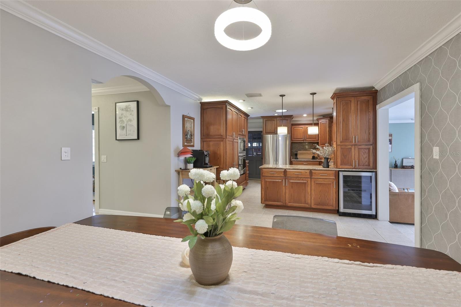 1311 Estatewood Dr Property Photo 6