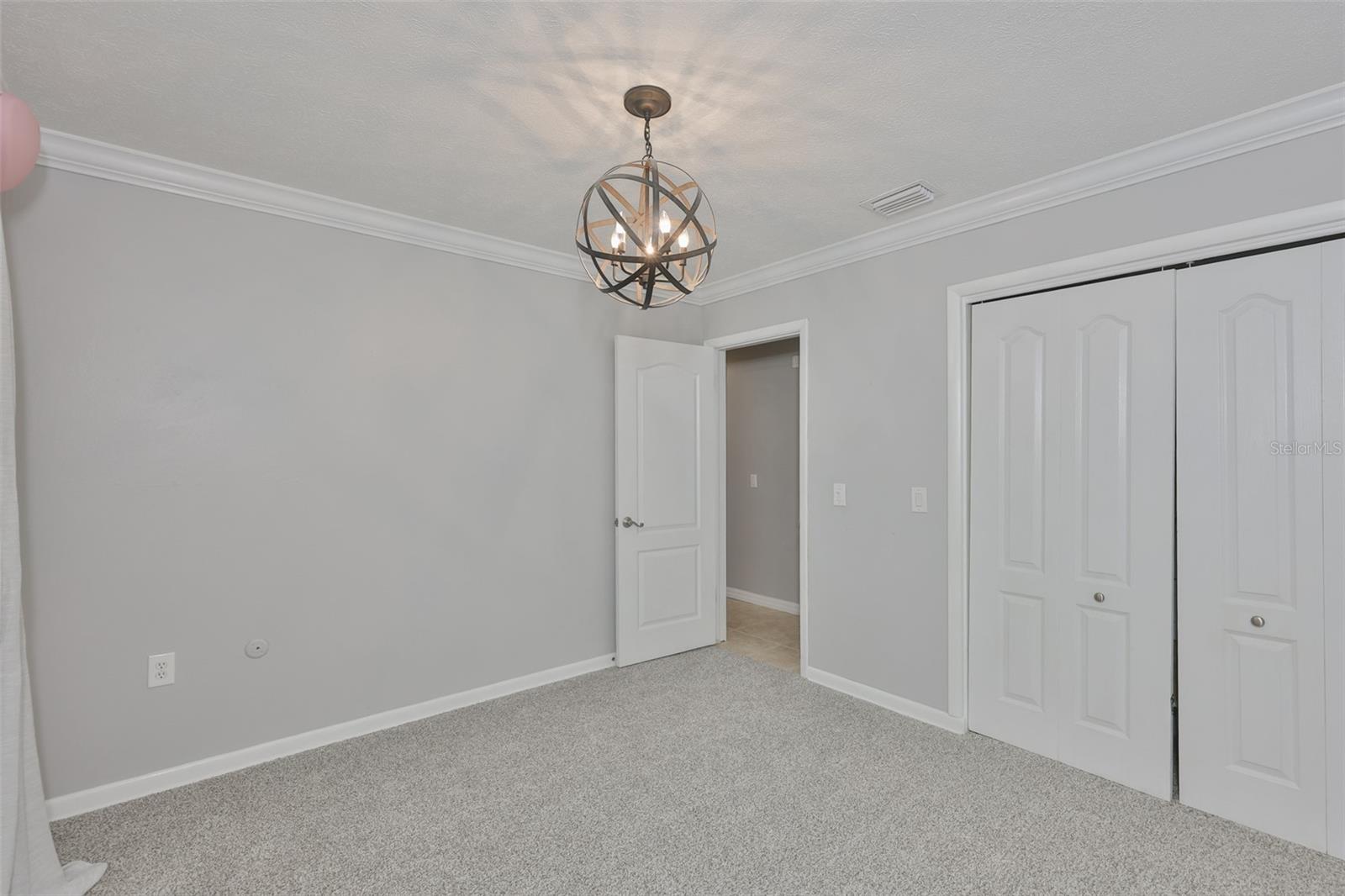 1311 Estatewood Dr Property Photo 30