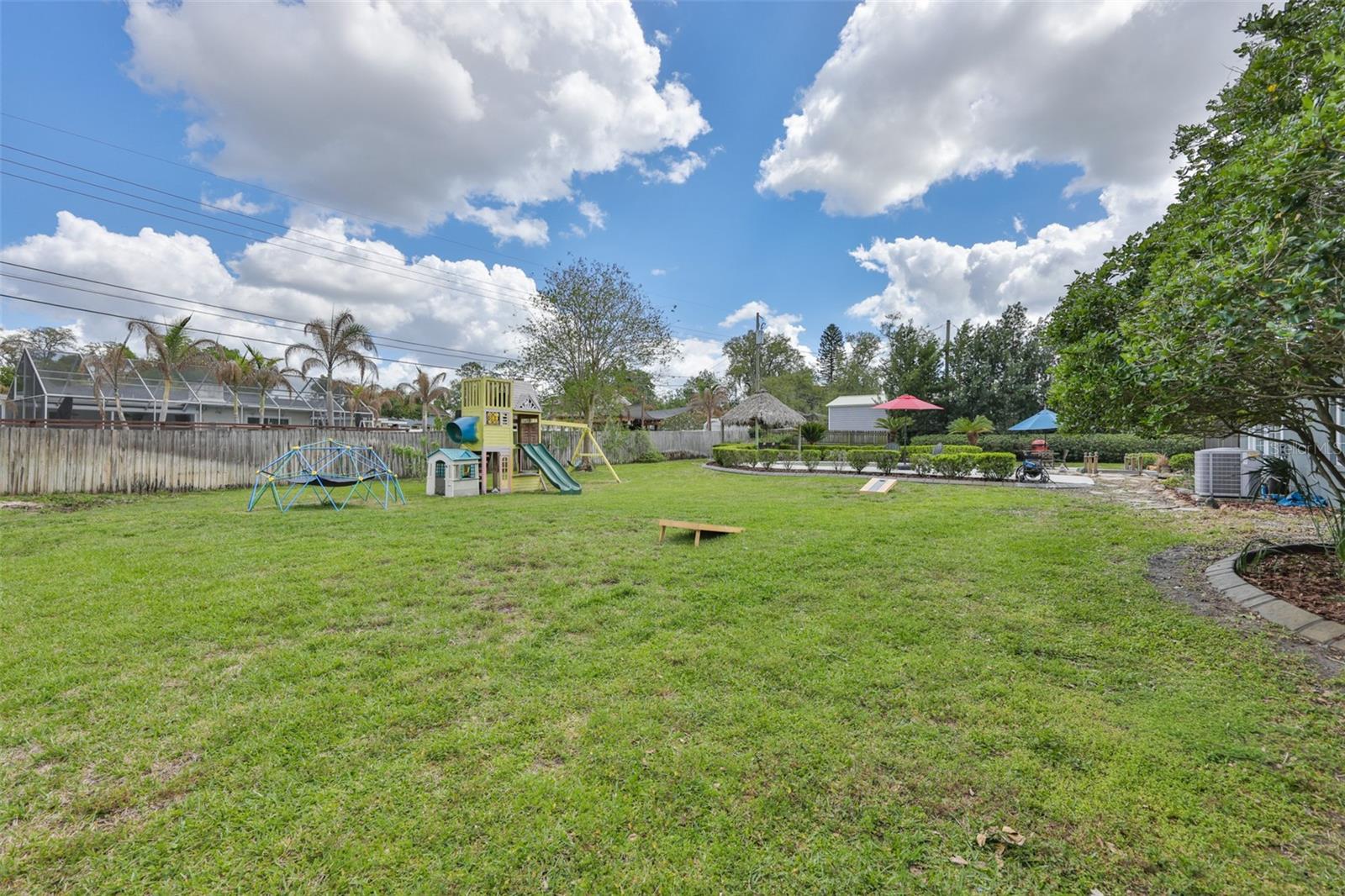 1311 Estatewood Dr Property Photo 45