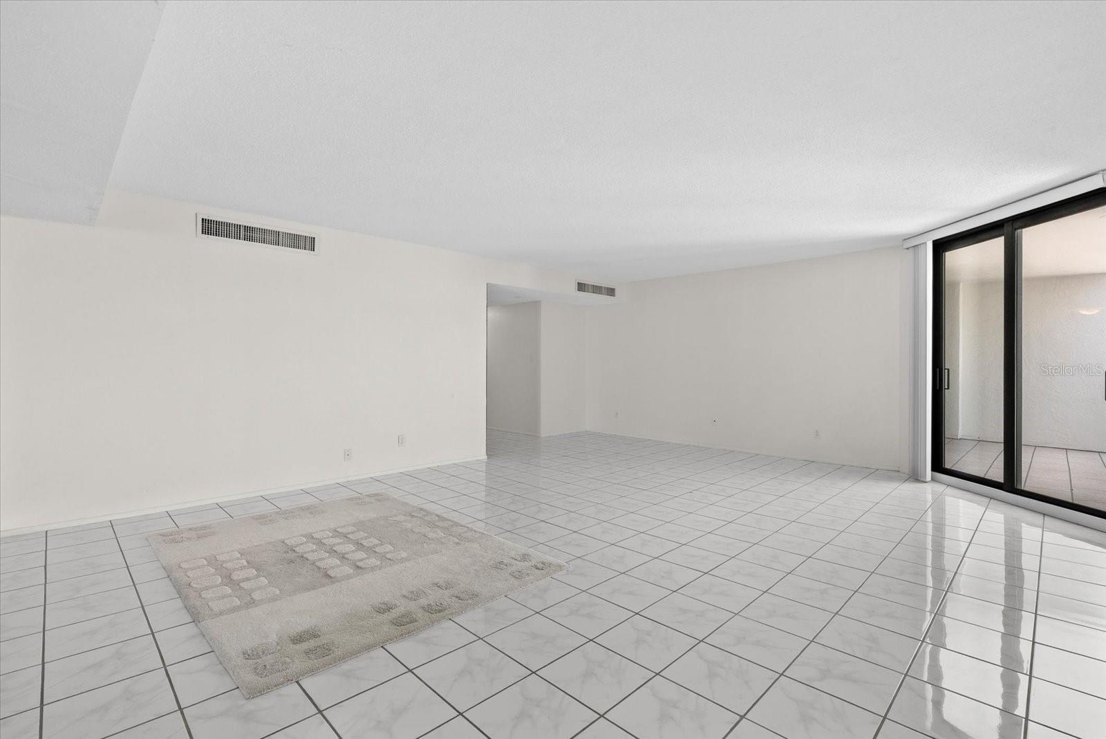 4822 Ocean Blvd #11e Property Photo 10