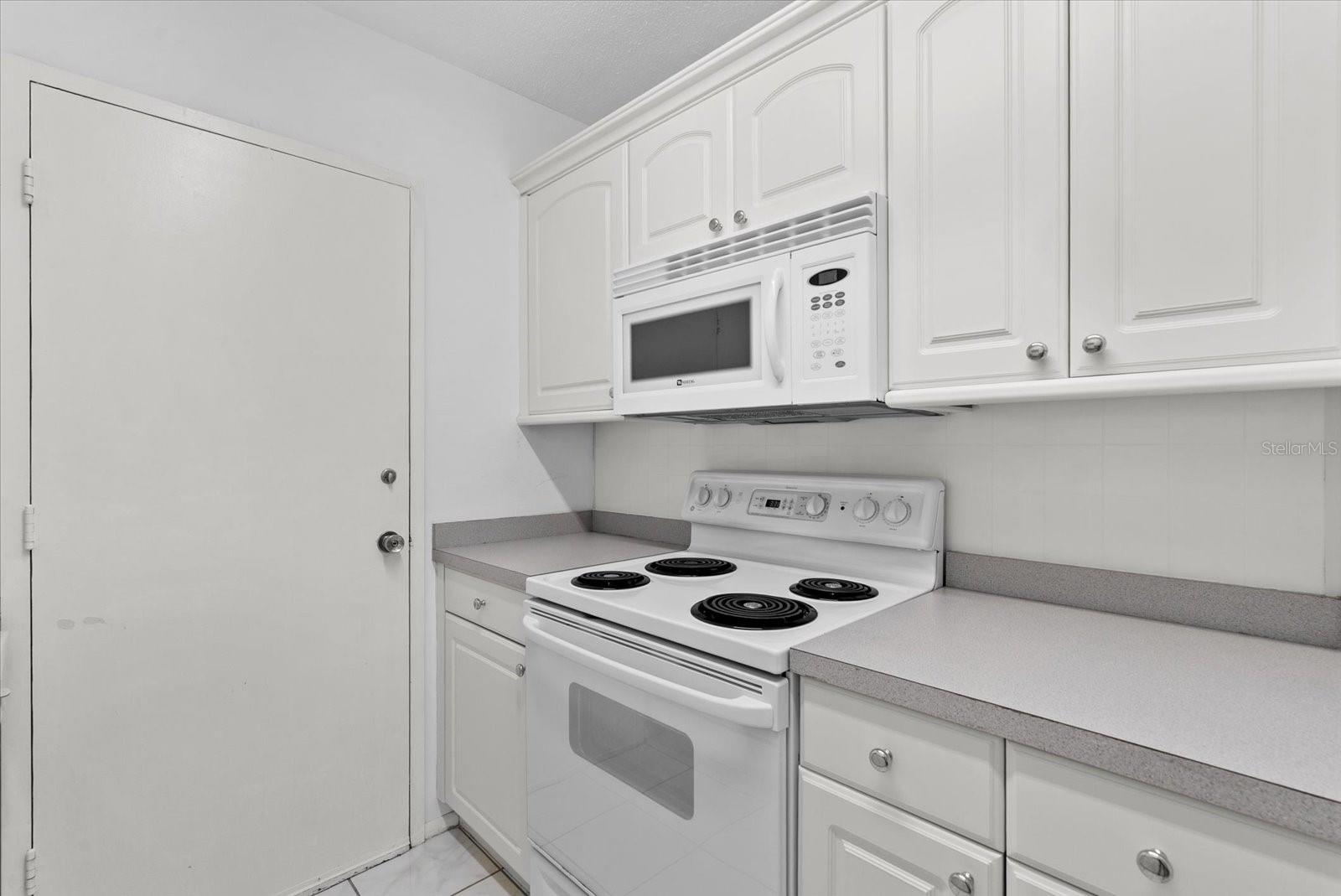 4822 Ocean Blvd #11e Property Photo 13