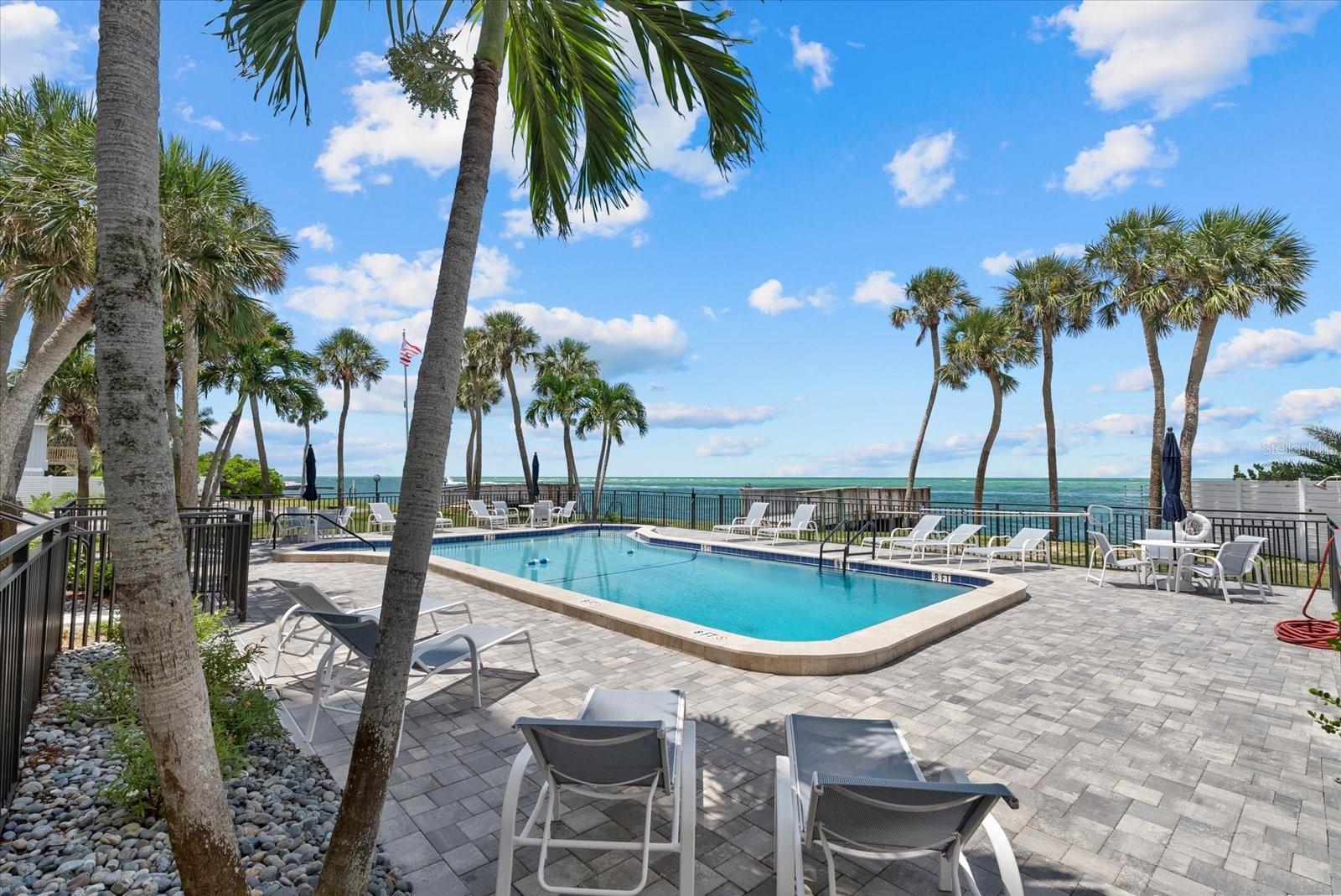 4822 Ocean Blvd #11e Property Photo 30