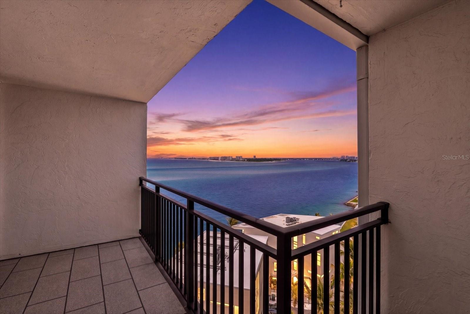4822 Ocean Blvd #11e Property Photo 42