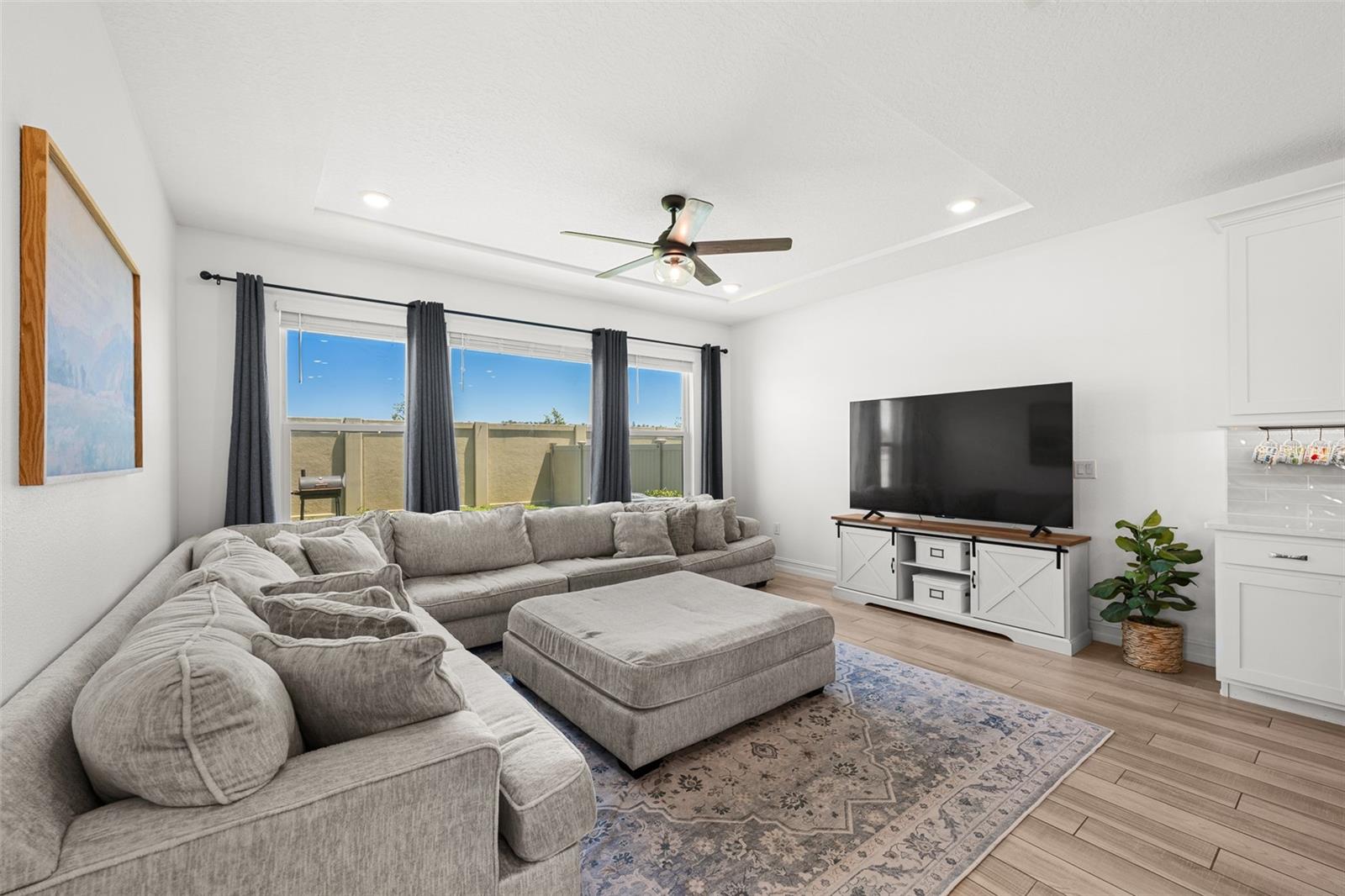 4790 Tramanto Ln Property Photo 6