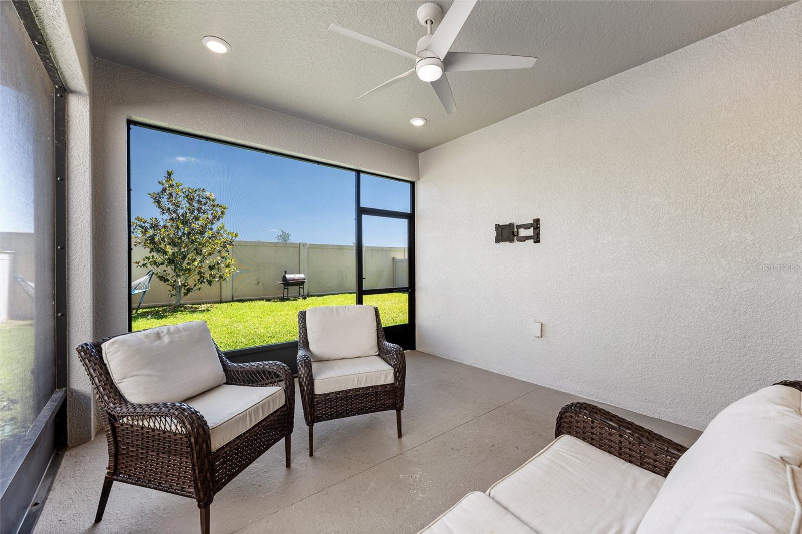 4790 Tramanto Ln Property Photo 38