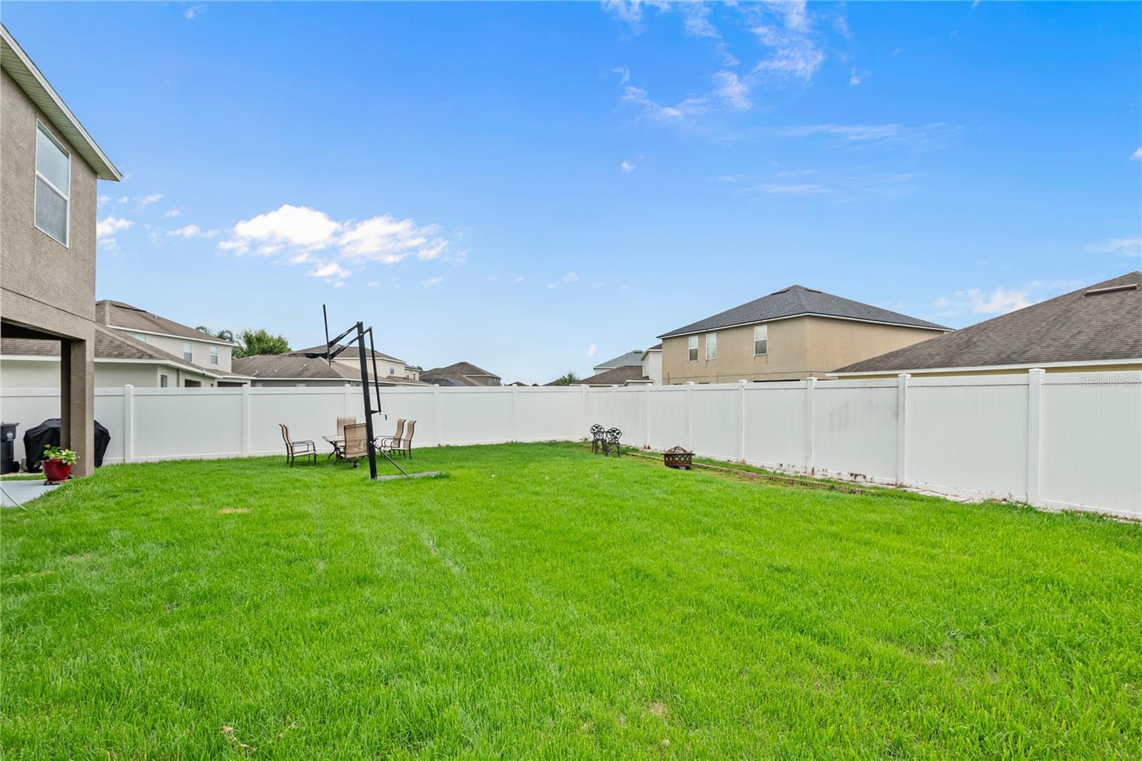 13161 Royal Pines Ave Property Photo 6