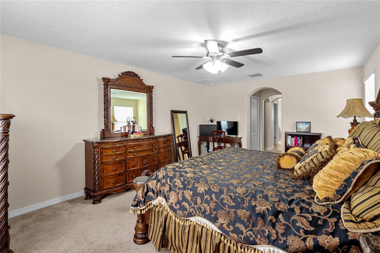 13161 Royal Pines Ave Property Photo 8