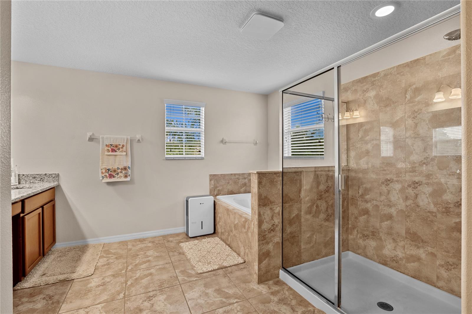 13161 Royal Pines Ave Property Photo 10