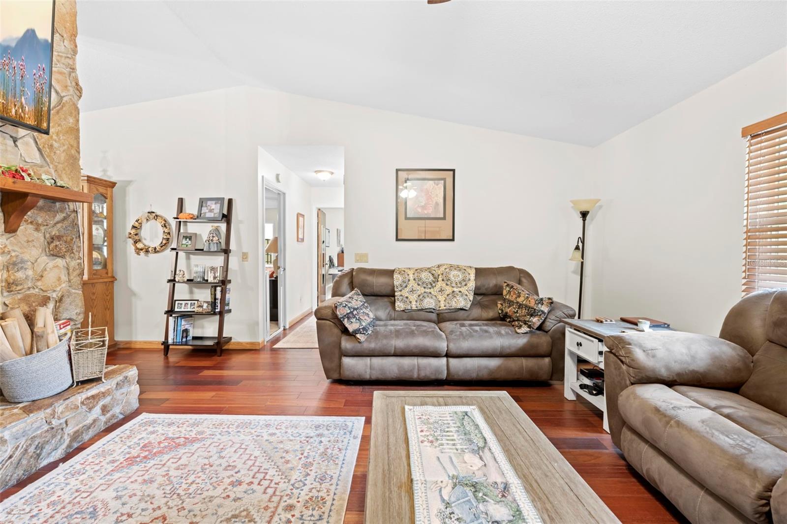 6141 E Dell Ln Property Photo 6